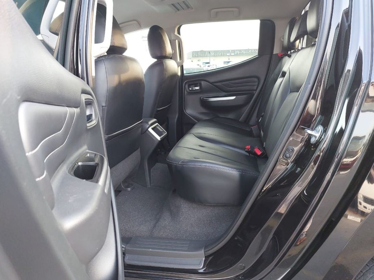 ميتسوبيشي تريتون MITSUBISHI TRITON PICK UP RHD 2021 MODEL 2.4 L DIESEL AUTOMATIC(PM20771)