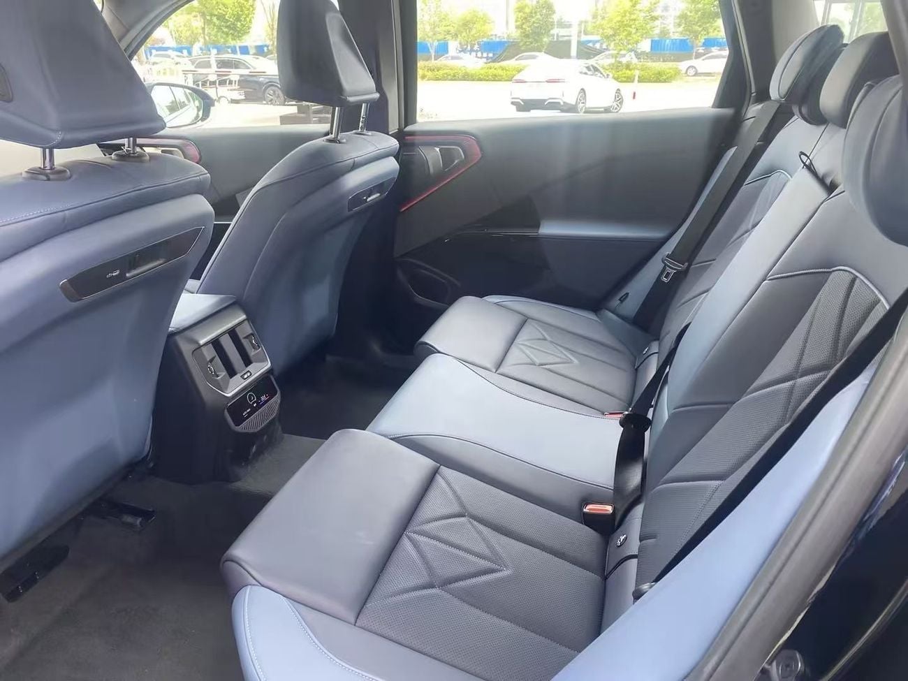 بي أم دبليو X3 xDrive30L Luxury M SportShadow Edition