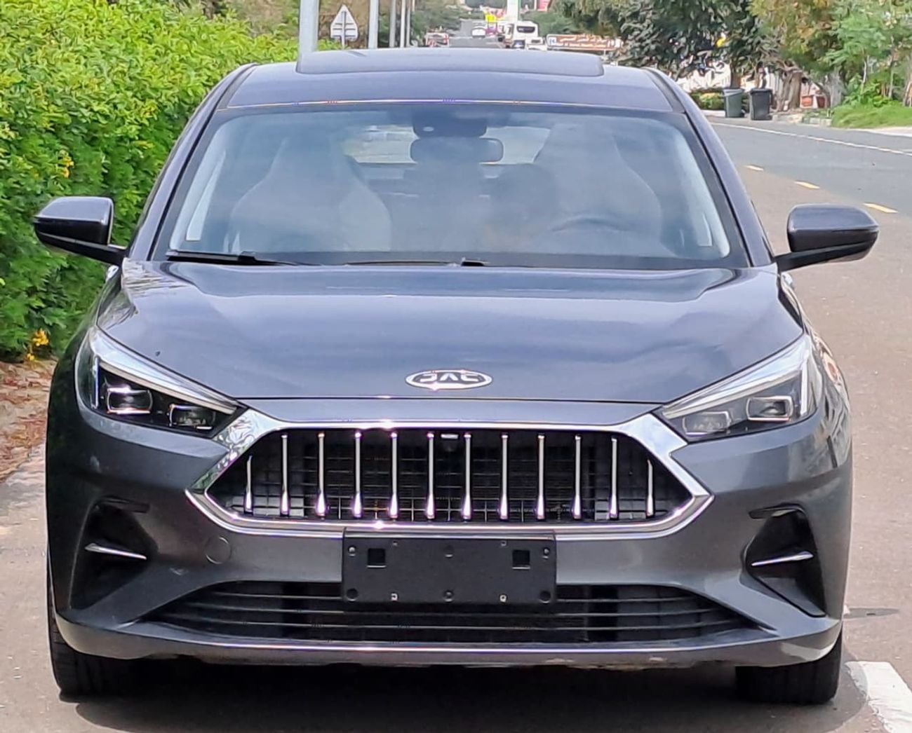 جاك J7 530-Monthly l GCC l Cruise, Sunroof, Leather Seats l Accident Free