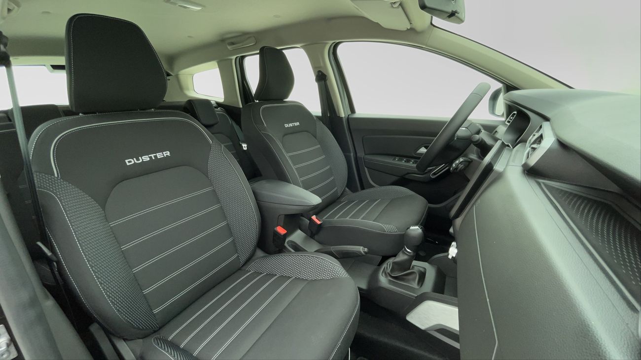 Renault Duster LE 1.6 | Zero Down Payment | Home Test Drive