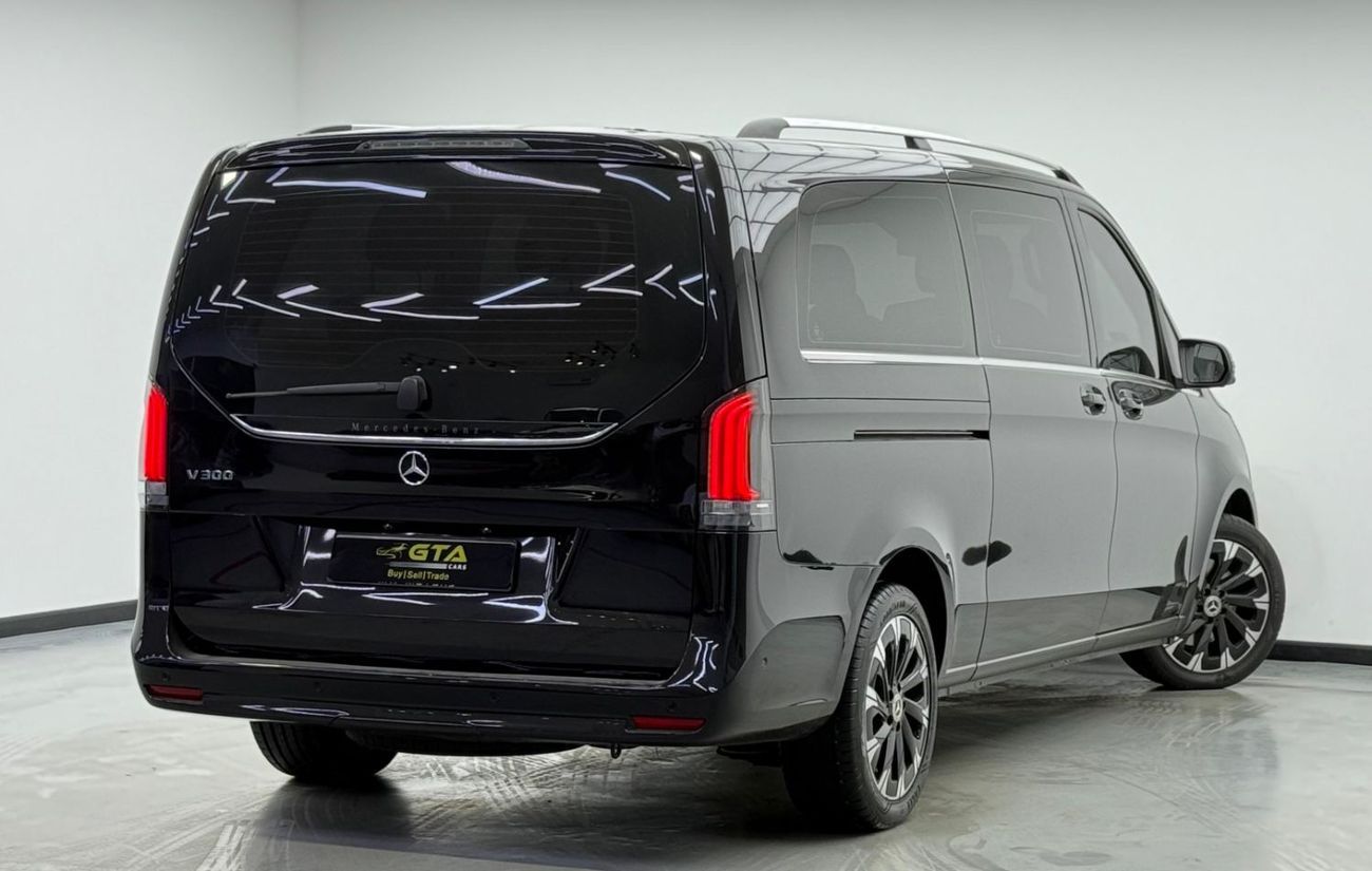 Mercedes-Benz V 300 2025 Mercedes Benz V300, 3 Years Warranty + Service Pack, Full MB Service History, Very Low Km, GCC