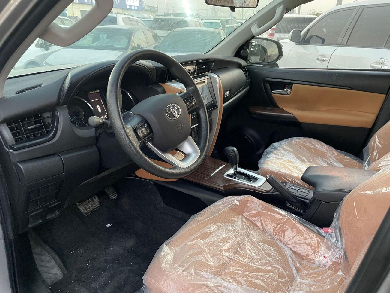 تويوتا فورتونر EXR 2.7L (160 HP)