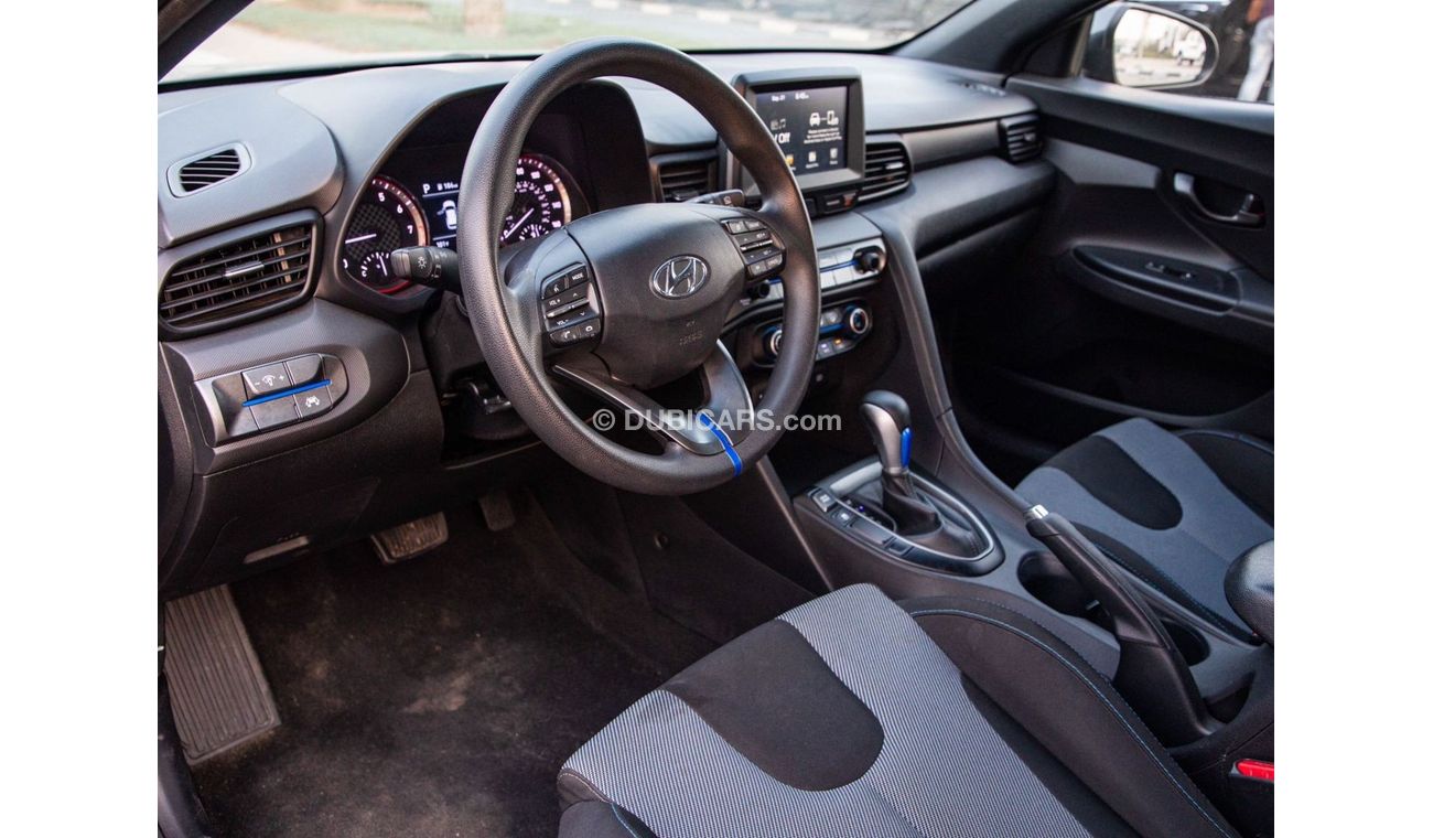 Hyundai Veloster Std