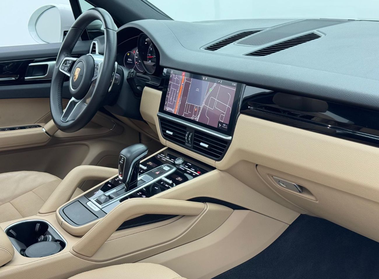 بورش كايان Std 3.0L (340 HP) 2018 Porsche Cayenne, Porsche Service History, Warranty, Excellent Condition, GCC