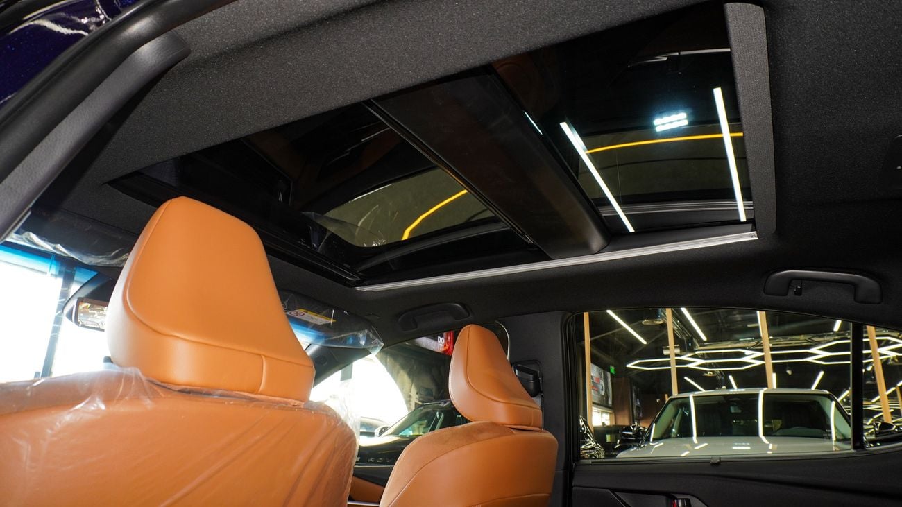 Toyota Camry Lumiere 2.5L HEV