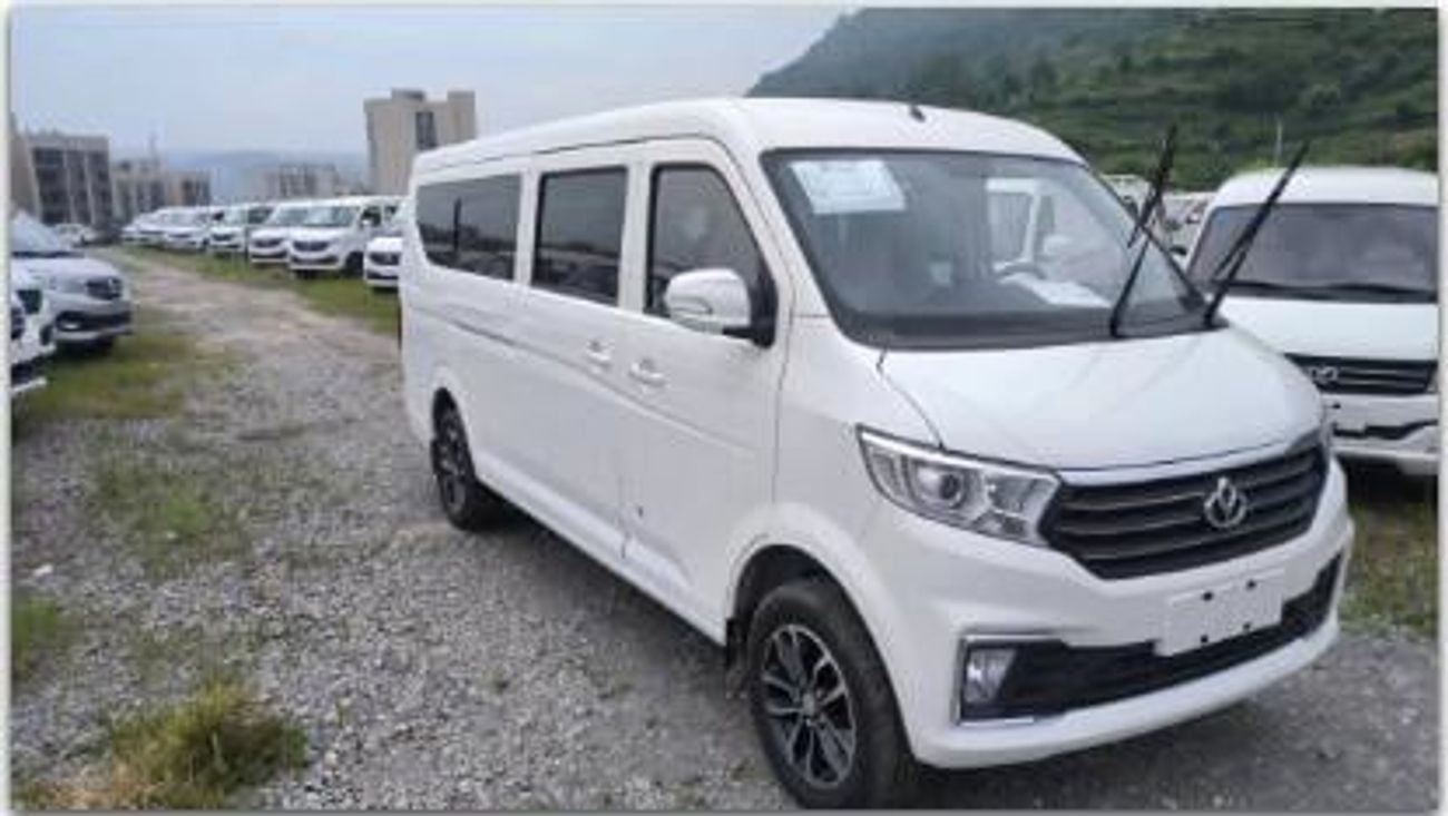 KYC V7 KYC V7 - PASSENGER SEATER 7, 9, 11 & 14