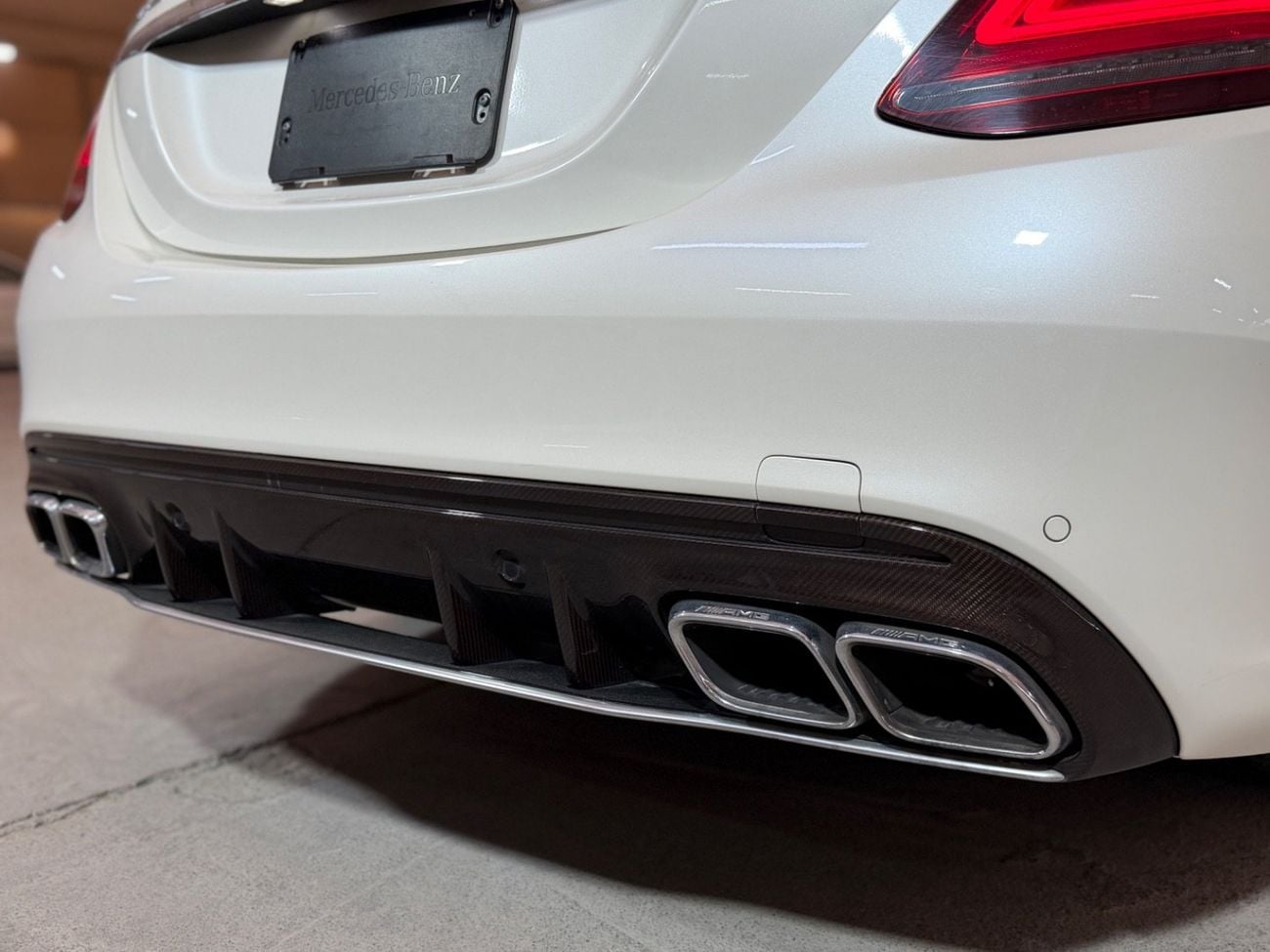 Mercedes Benz C 63 S MERCEDES AMG C CLASS C63 S  | FULL SERVICE HISTORY | AMG EXTERIOR CARBON PACKAGE | BURMESTER SOUND