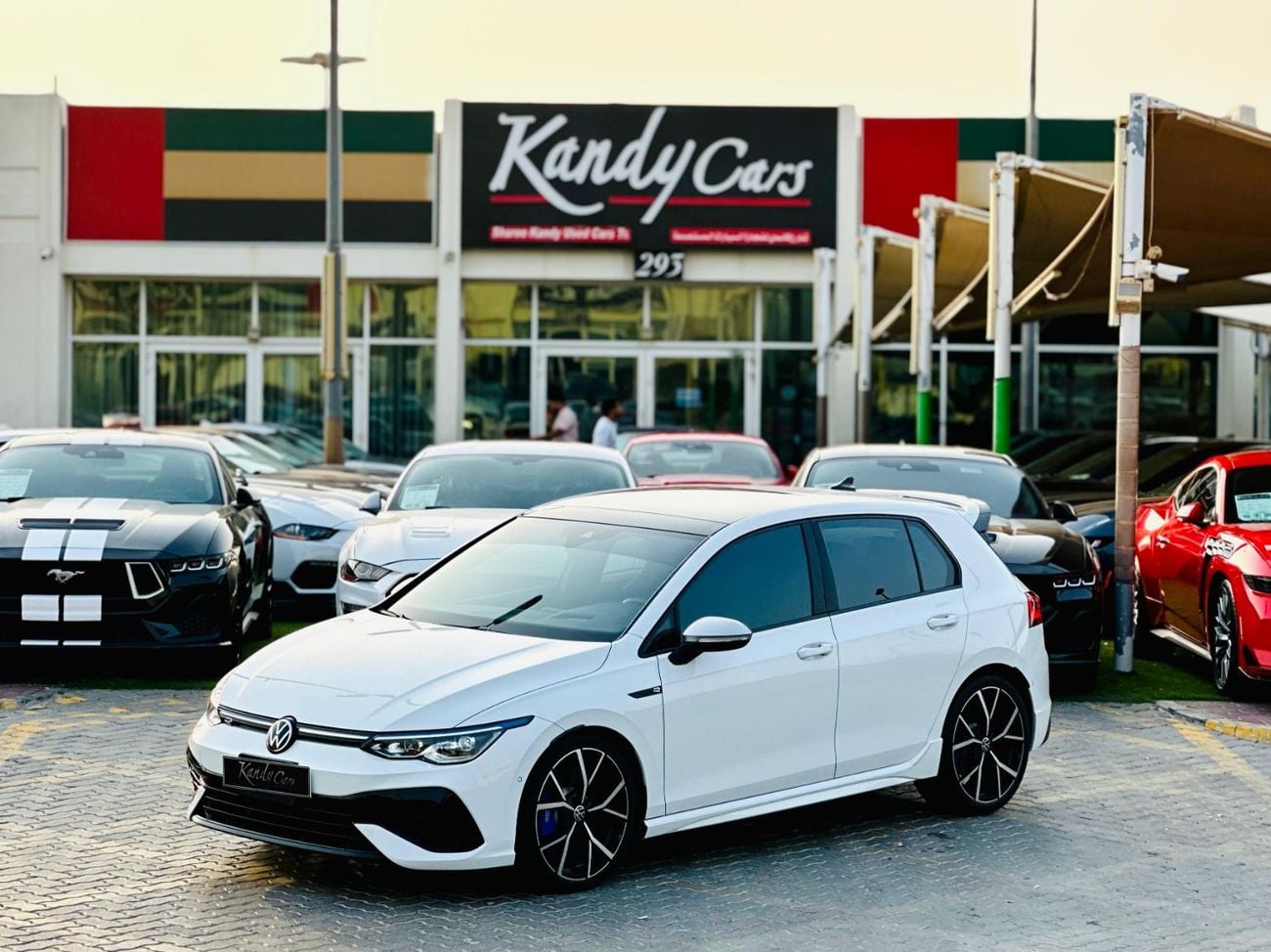 فولكس واجن جولف R | Golf R | Monthly 2500/- | 0% DP | Sunroof | Digital Cluster | # 73407