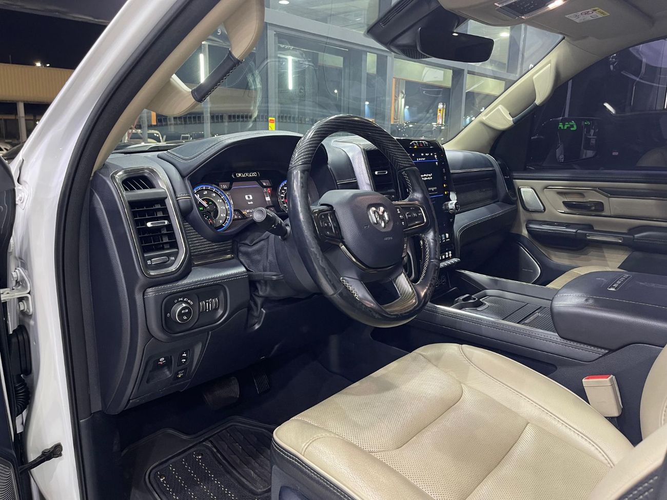 Dodge Ram Van DODGE RAM UNLIMITED 1500 5.7 HEMI