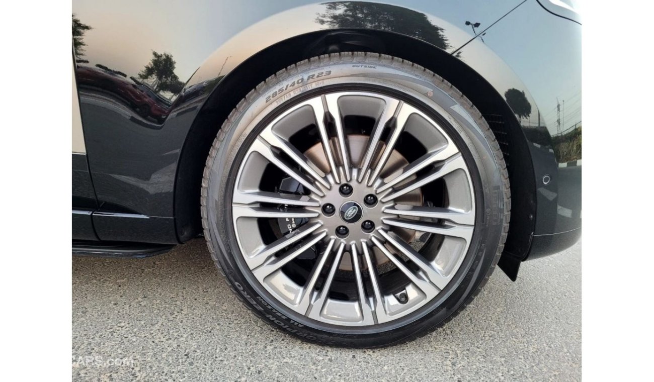 Land Rover Range Rover V8 / GCC Spec / With Warranty & Service