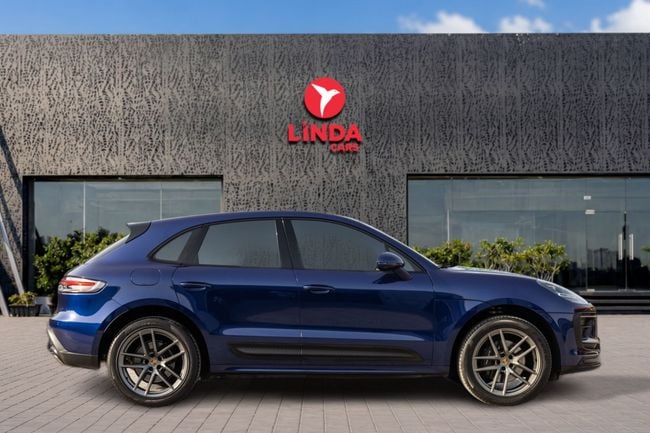 Porsche Macan STD (2.0L 4 Cyl Automatic Petrol SUV/Crossover All Wheel Drive 5 Seats 5 Door), миниатюра 30