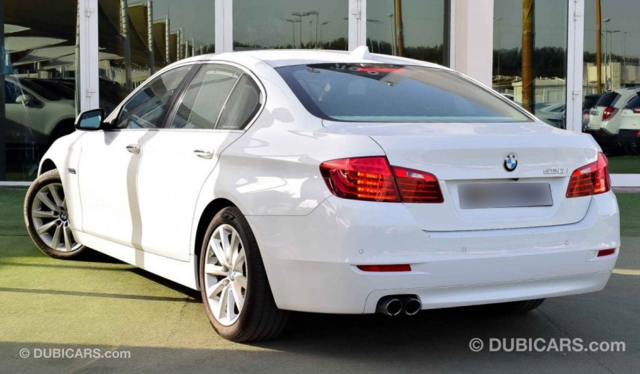 بي أم دبليو 520 Bmw 520i Exclusive Full Option 2015 Full Service History GCC