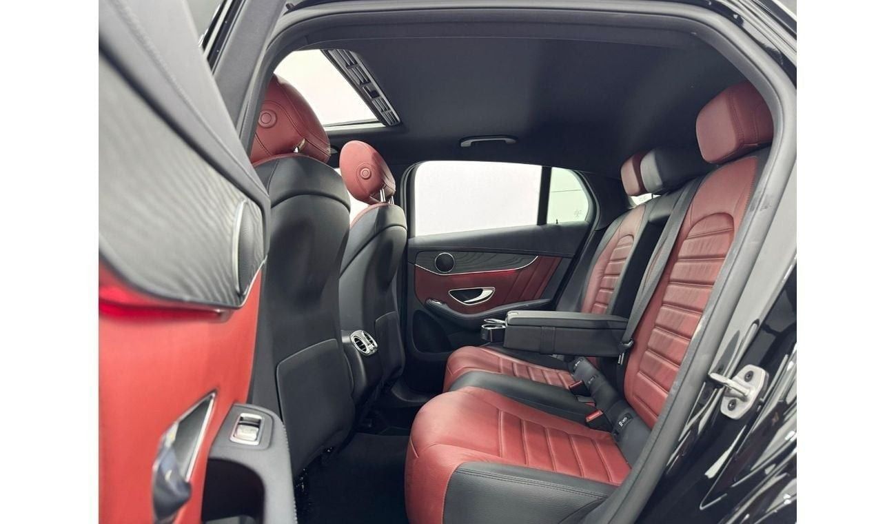 مرسيدس بنز GLC 43 AMG 2023 Mercedes Benz GLC43 AMG 4MATIC Coupe, 2028 Mercedes Warranty + Service Pack, Very Low Kms, GCC