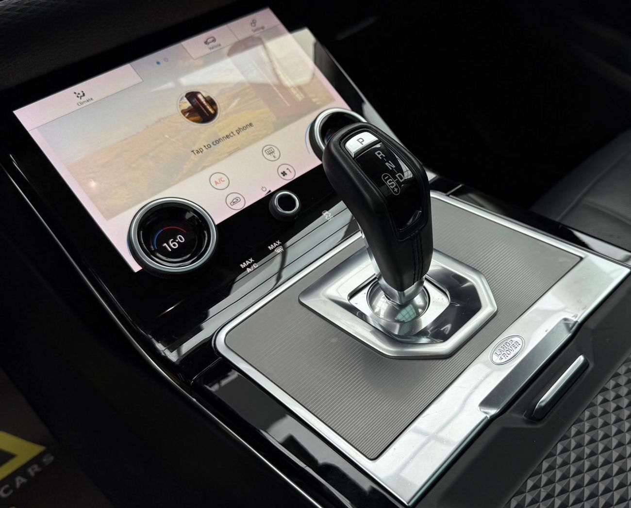 لاند روفر رانج روفر إيفوك P200 SE 2.0L 2020 Land Rover Range Rover Evoque ,Warranty ,Service History ,GCC