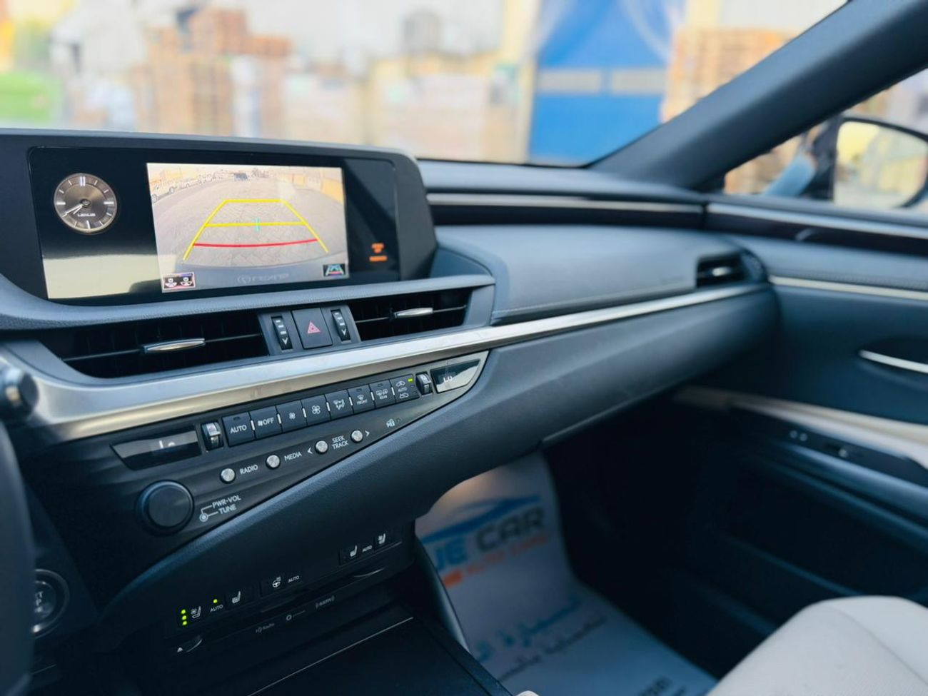 Lexus ES350 Premier 3.5L FWD