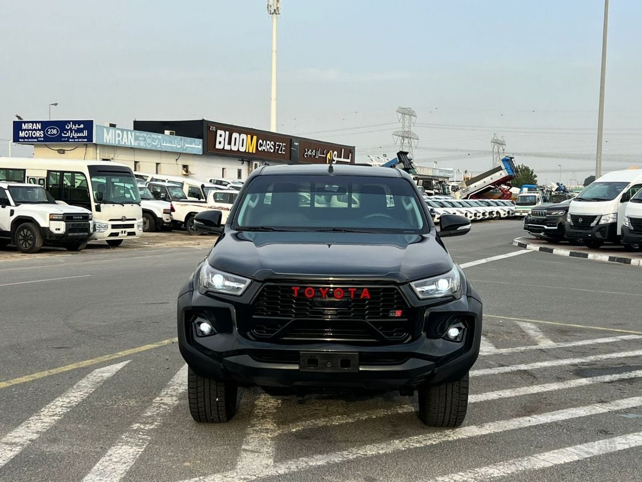 Toyota Hilux ADVENTURE 2021 Toyota Hilux - 2.7L V4 - GCC - Full Automatic Patrol - 4x4 AWD - Off Road Edition