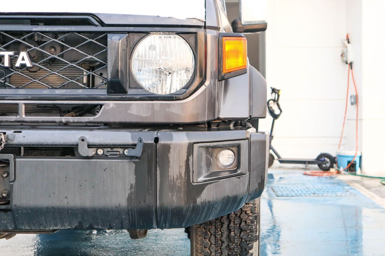 Toyota Land Cruiser 70 Std 4.5L AWD Toyota Land Cruiser 70 Series (VDJ76) Hardtop – 2024 Model –