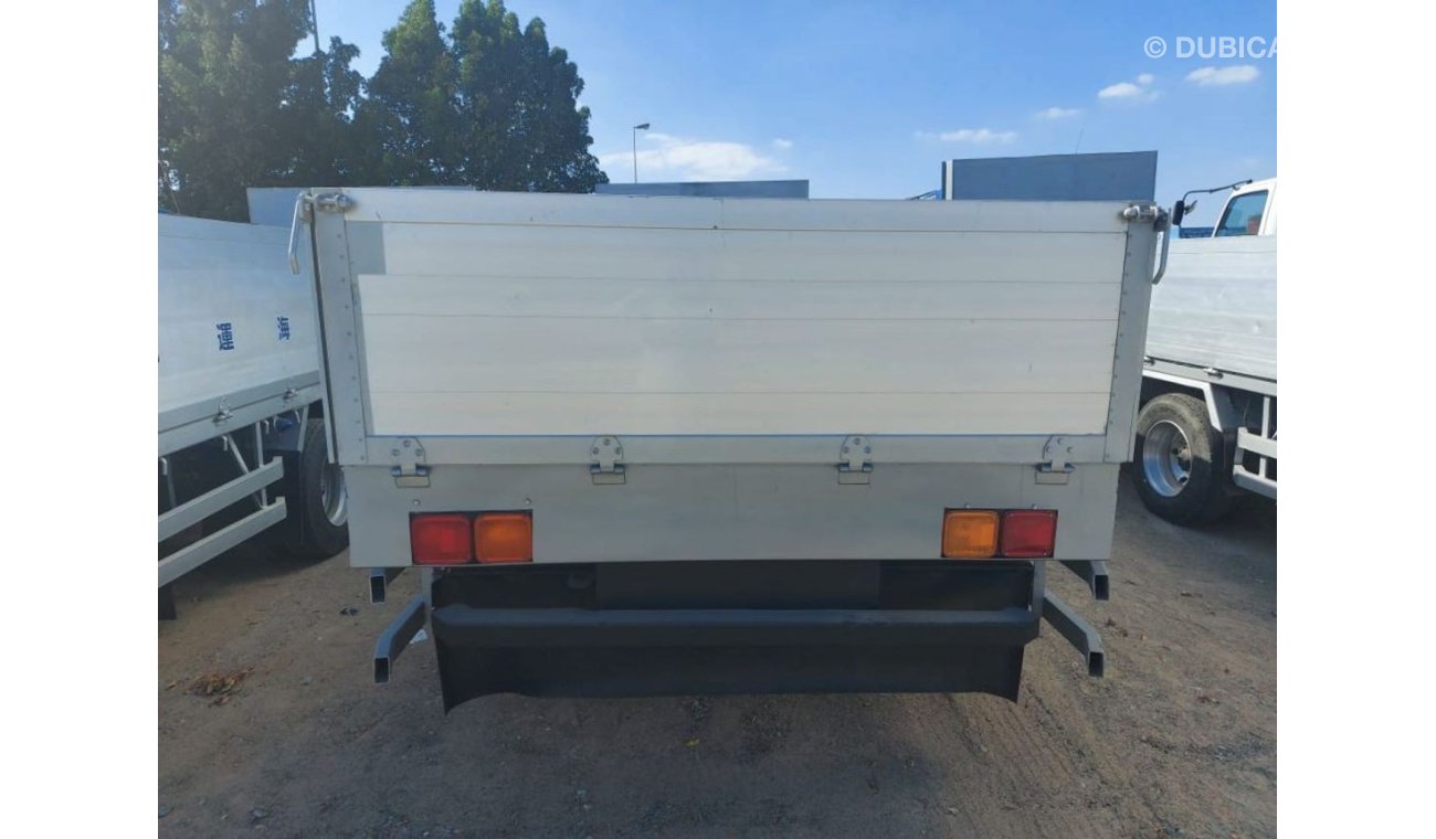 Mitsubishi Fuso Fighter 6D17, Right hand, 4 Ton, 8.2L, Manaul ( Export Only)