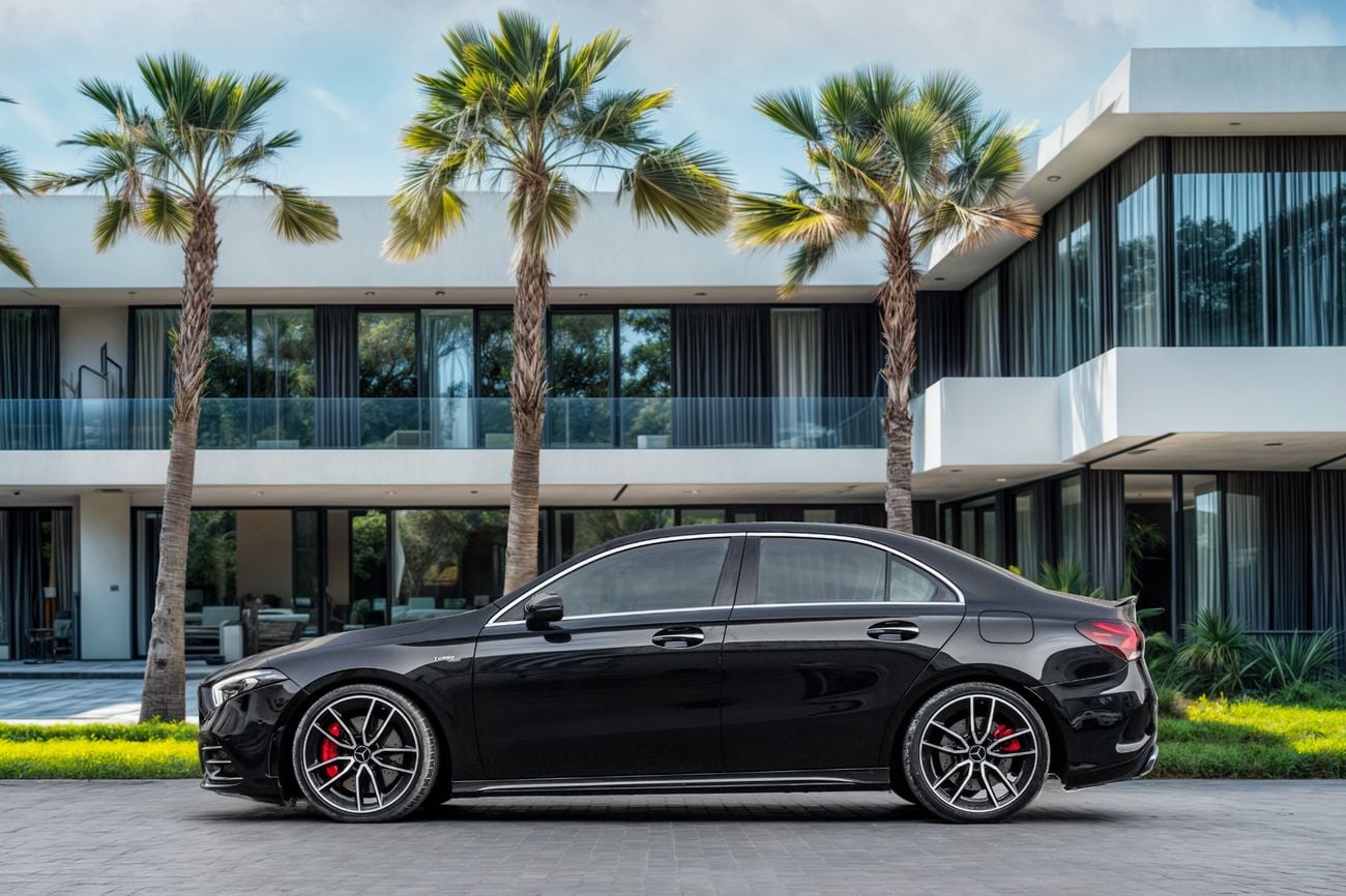 Mercedes Benz A35 AMG 4MATIC PREMIUM | 2,546 P.M | 0% Downpayment | Amazing Condition!