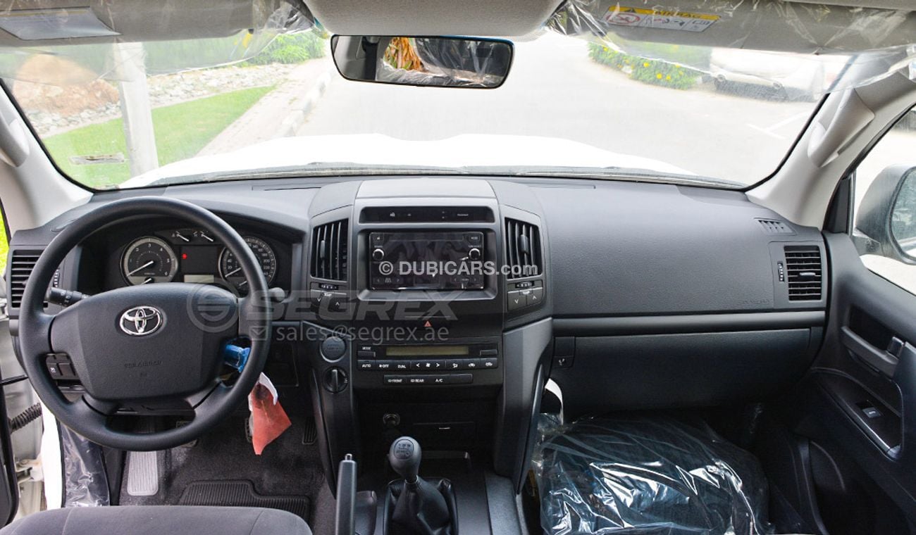 Toyota Land Cruiser 2020 MODEL TOYOTA LAND CRUISER. M/T DIESEL 4.5. SWING DOORS.VEHICULE TOUT TERRAIN.