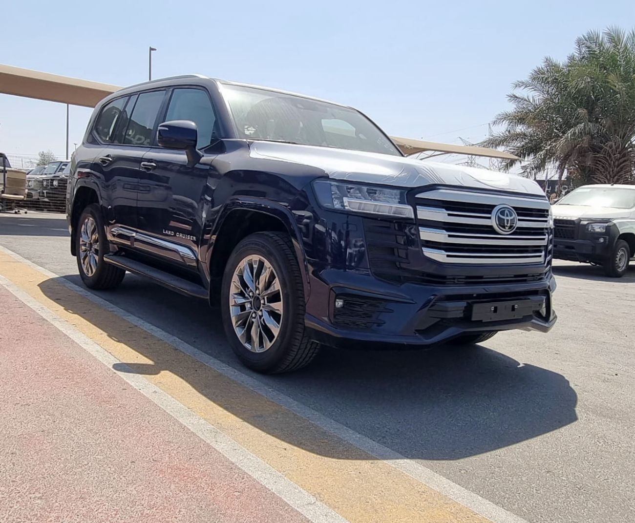 Toyota Land Cruiser TOYOTA LAND CRUISER 3.5L GXR TWIN TURBO RADAR JBL MY 2024