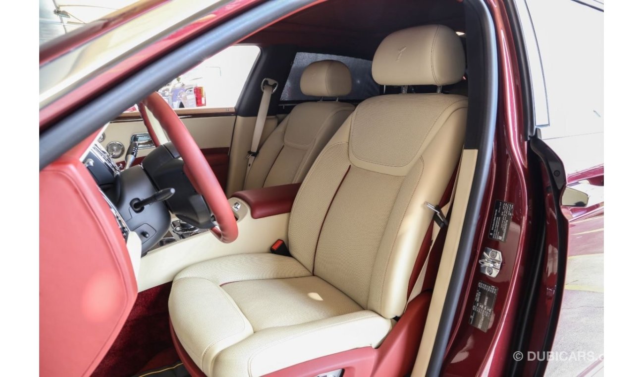 Rolls-Royce Ghost 6.0L V12 Extended Wheelbase Zero Km | Bespoke Design One of One | Special Scala Red Color Edition