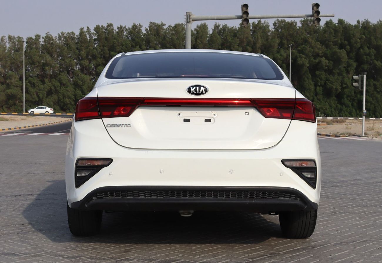 Kia Cerato Base 1.6L Kia Cerato 2020 model, GCC, in excellent condition, accident-free,driving 94,000 km, 1600