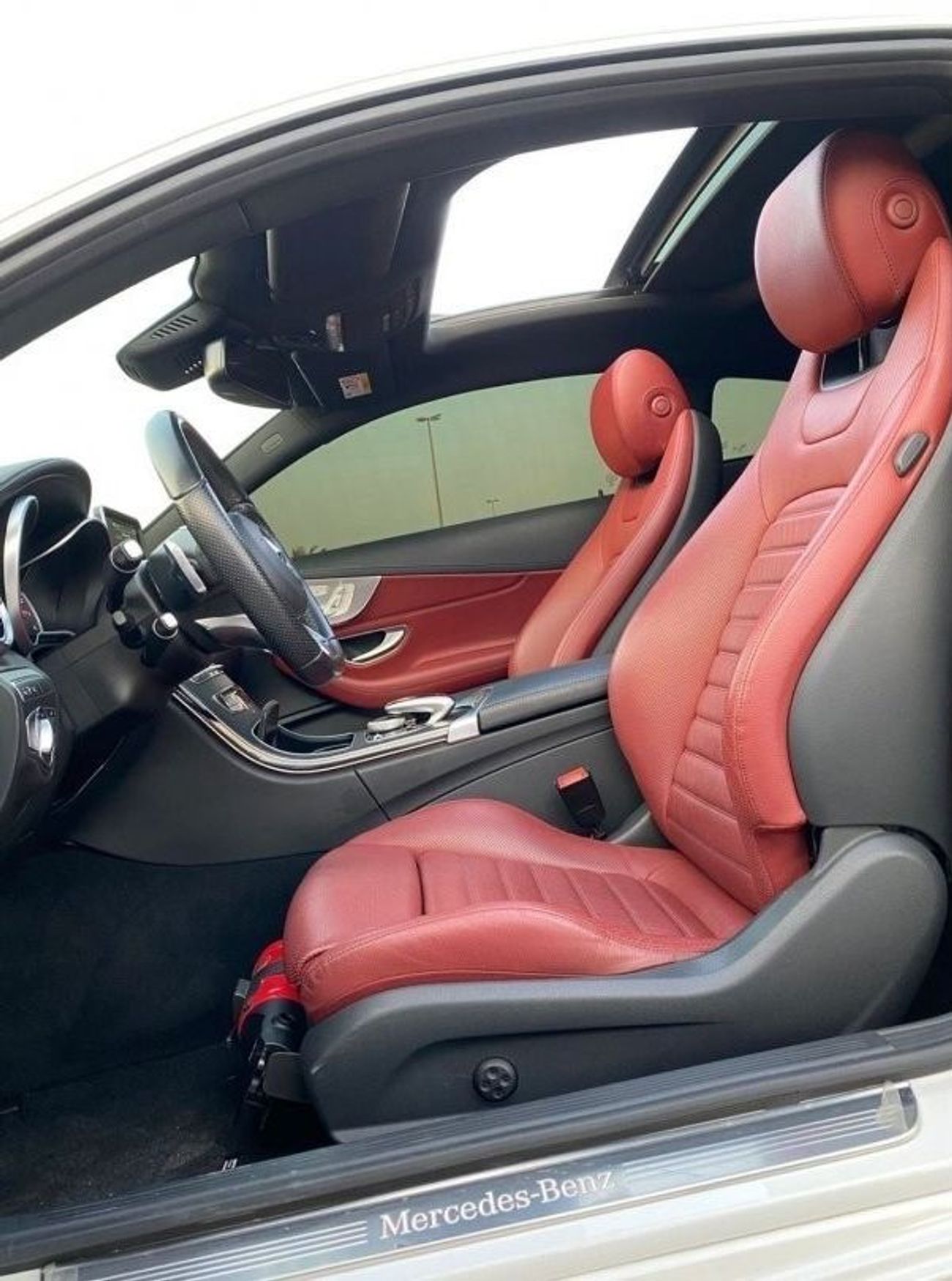 Mercedes-Benz C 300 Coupe AMG Pack MERCEDES BENZ AMG C300 2018 FULL OPTION