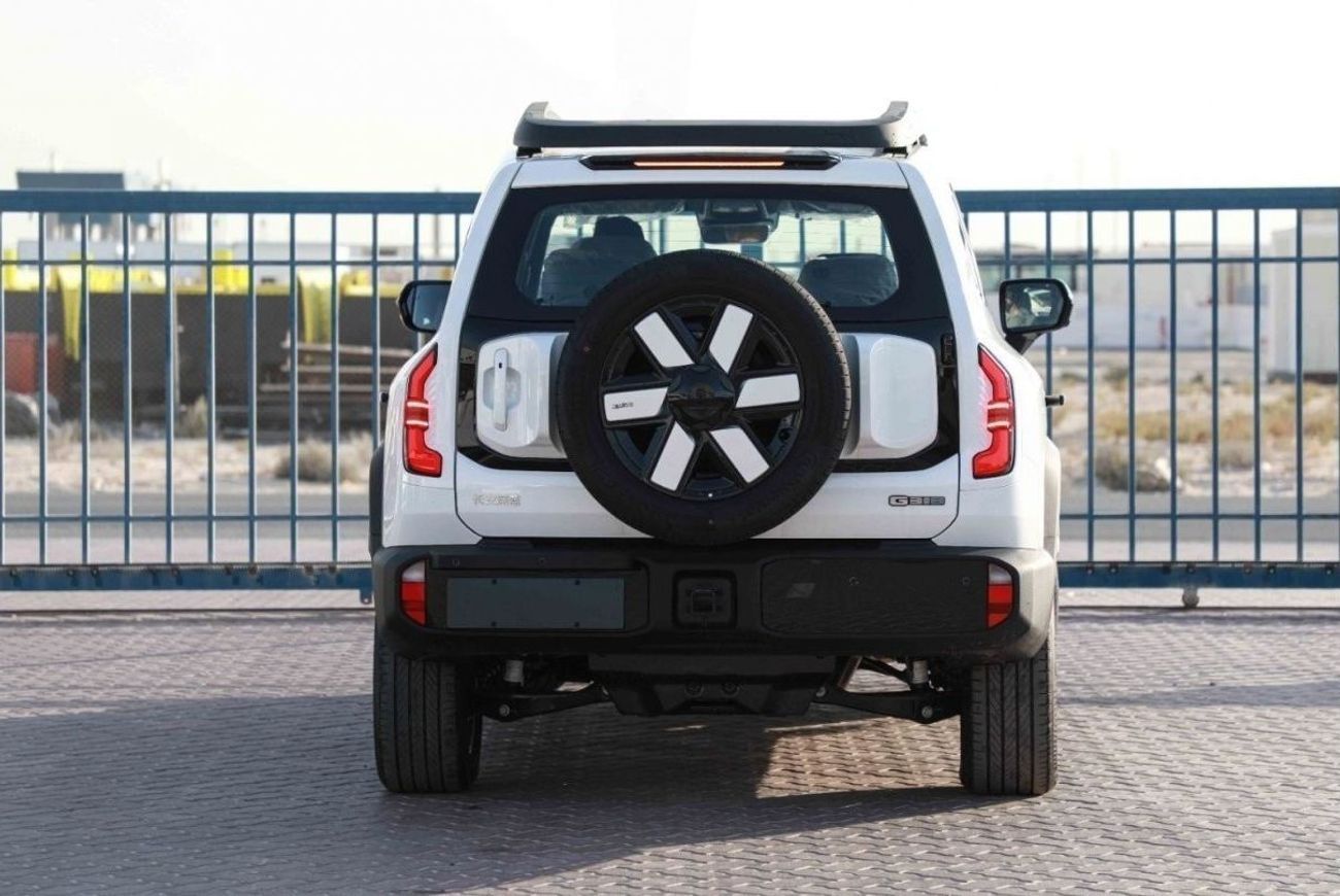 Changan Deepal G318 2024 Changan Deepal G318 Air Suspension - Plug-in Hybrid - White inside Black