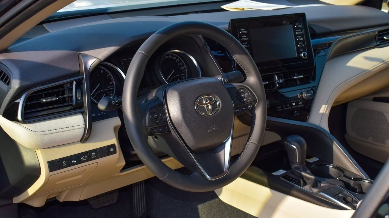 Toyota Camry TOYOTA CAMRY GLE 2.5L 2022 EXPORT PRICE