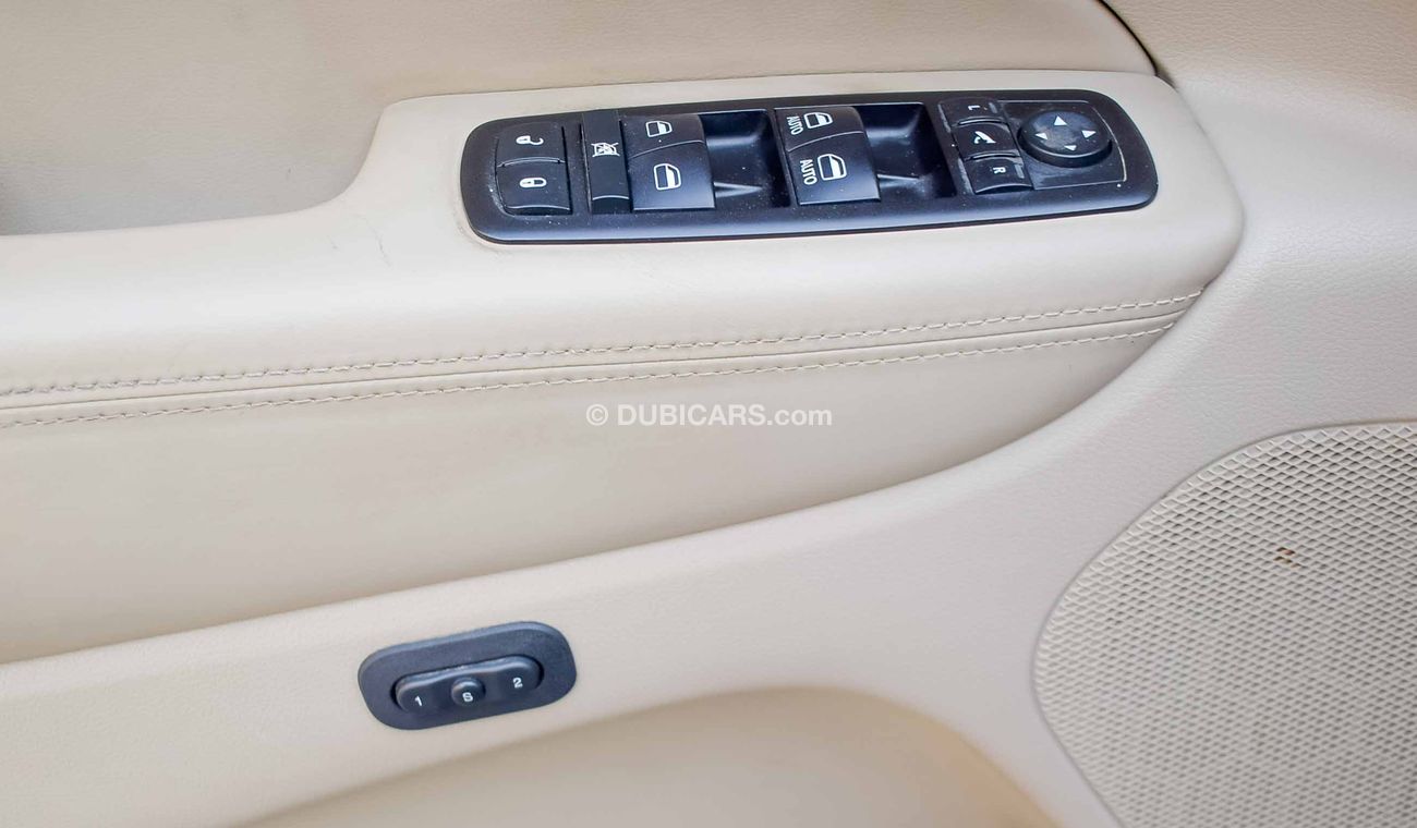 Jeep Grand Cherokee Overland 5.7L Hemi