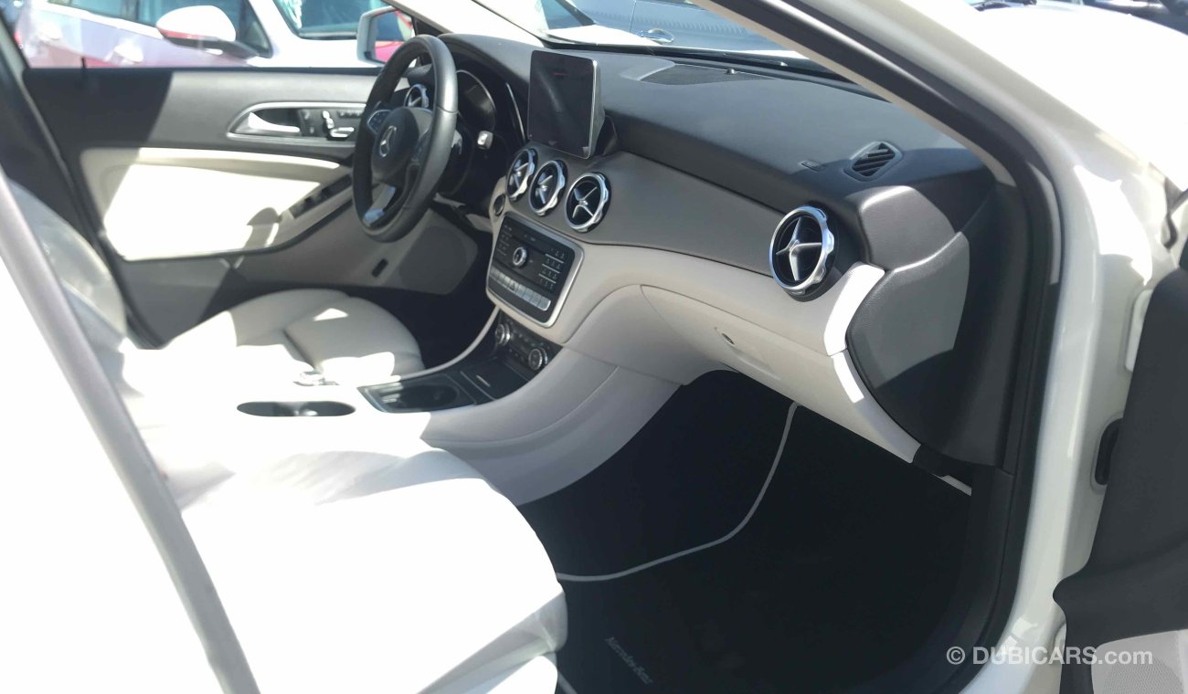 Mercedes-Benz GLA 250 Full option