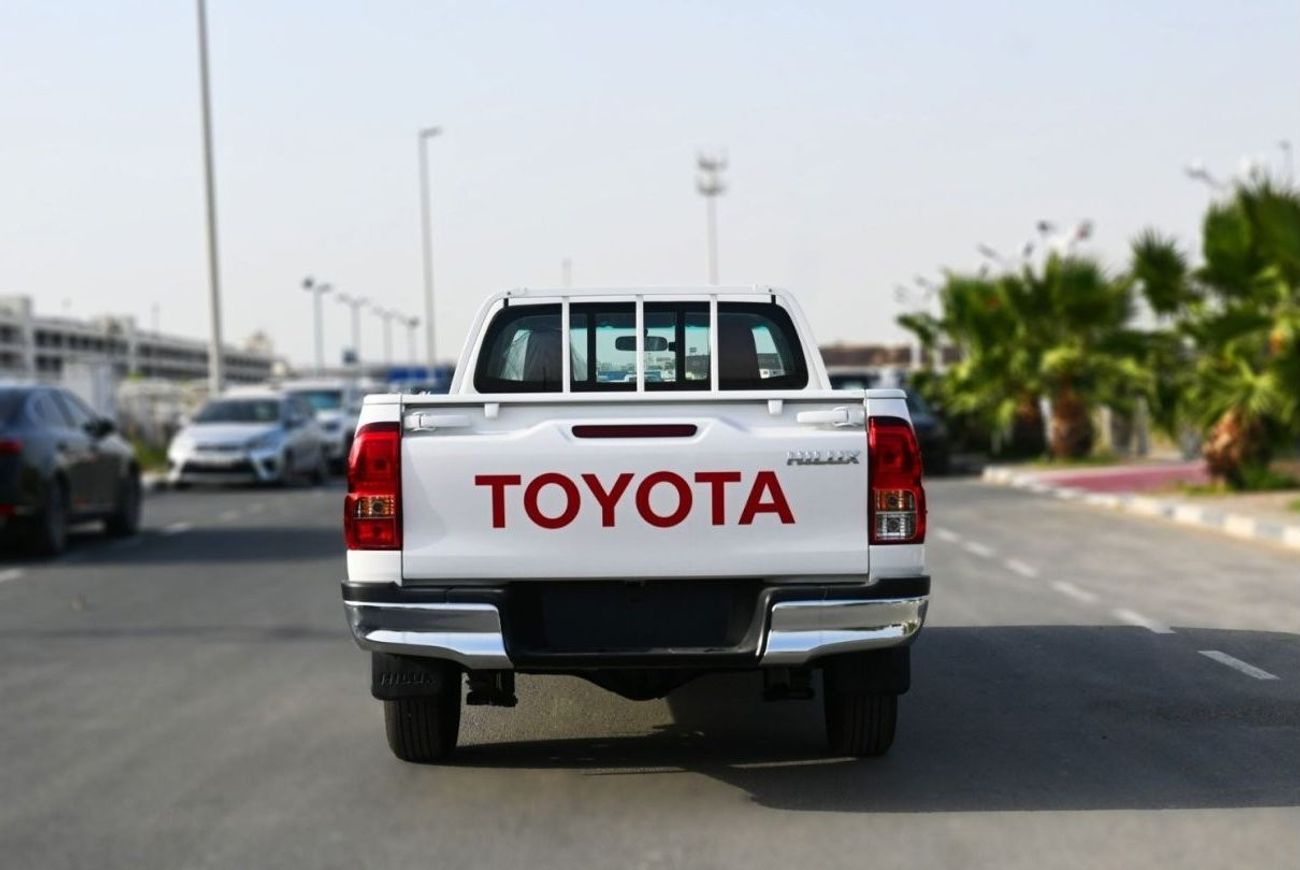 تويوتا هيلوكس تويوتا هايلكس 2024 2.4L 4x2 ديزل