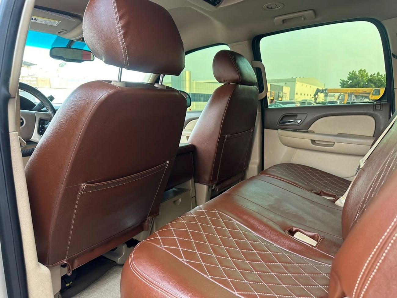 Chevrolet Suburban LS