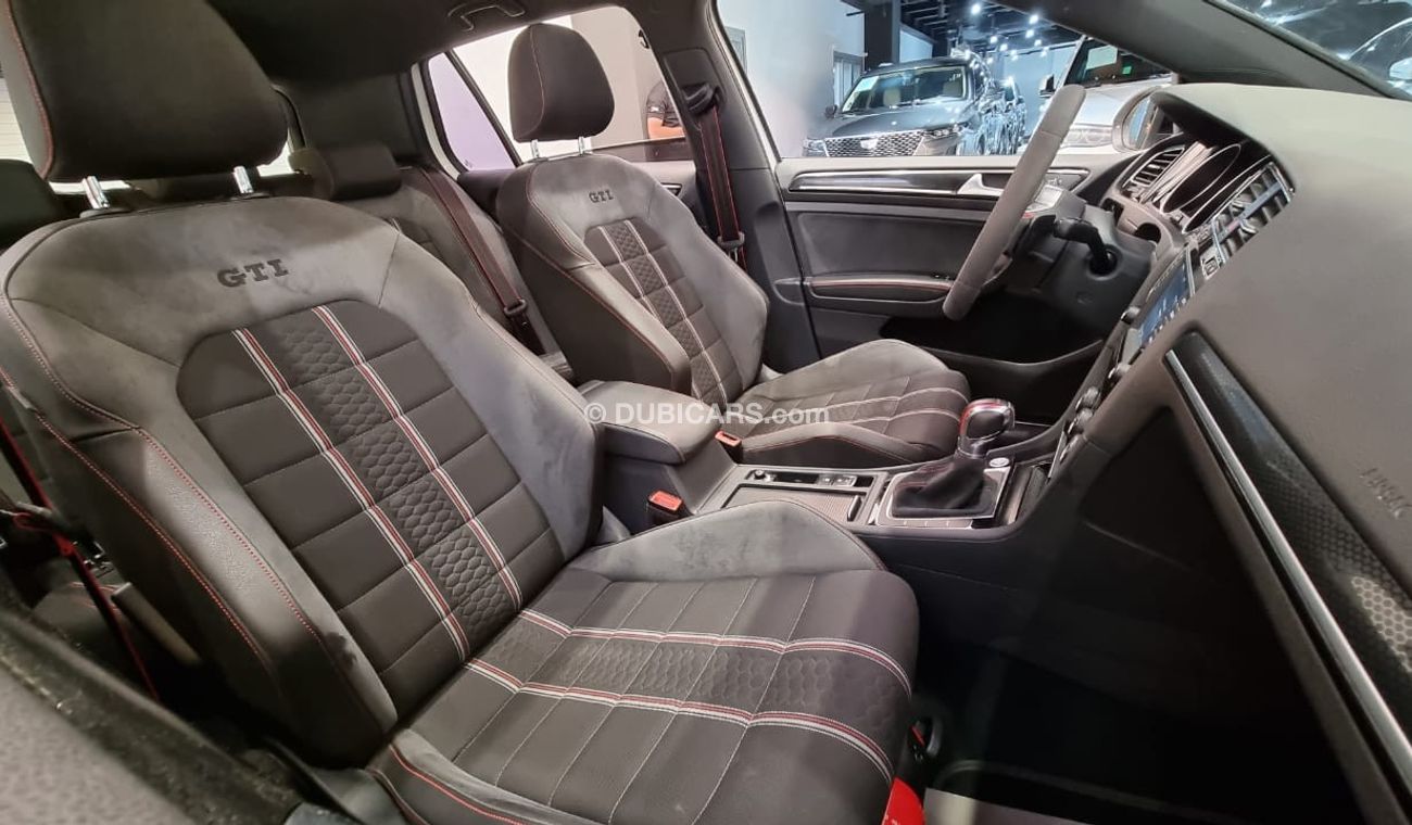 Volkswagen Golf 2017 Volkswagen GTI Clubsport, Warranty, Full VW Service History, Low KMS, GCC