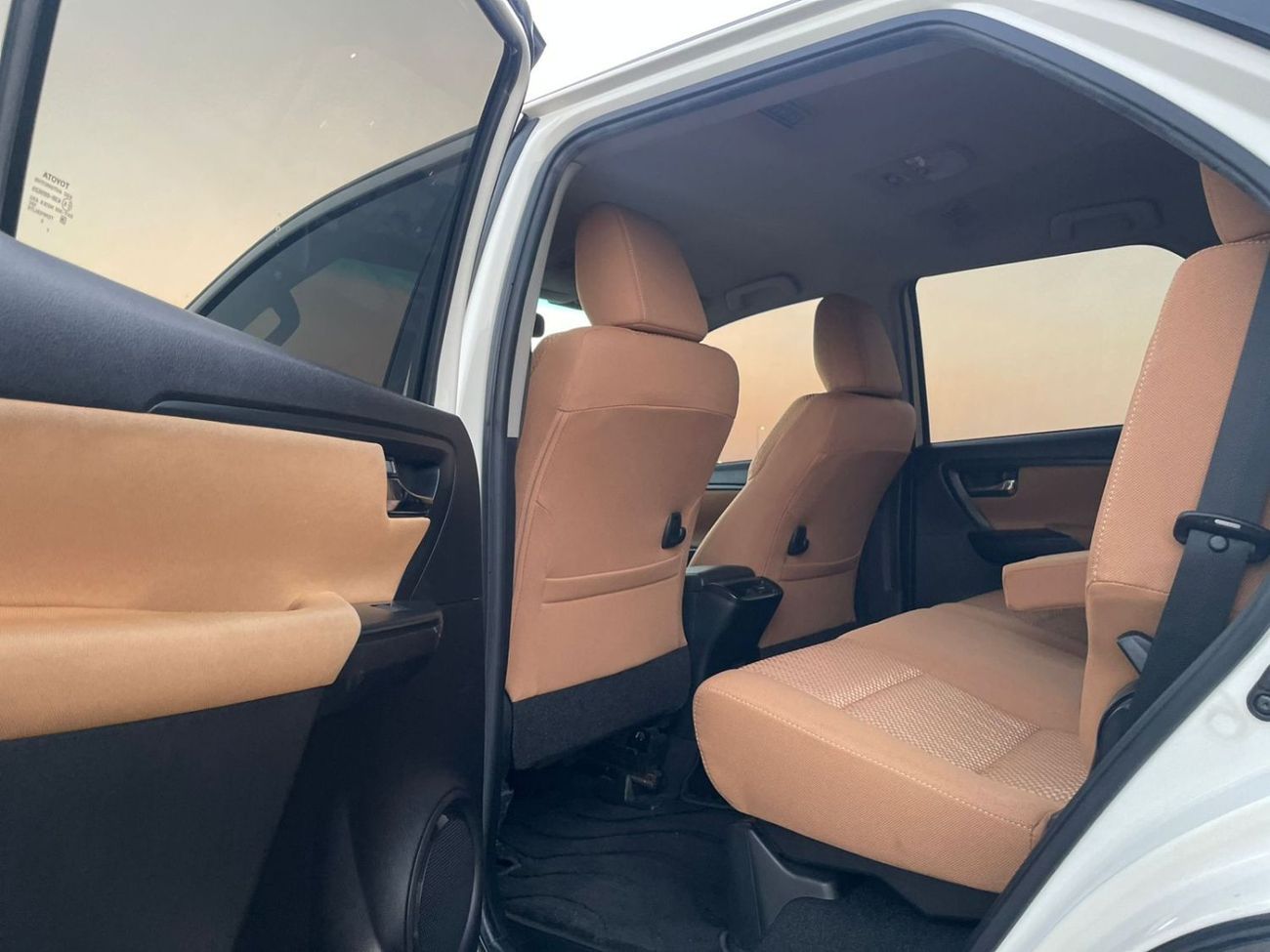 Toyota Fortuner 2022 Toyota Fortuner EX.R 2.7L V4 MidOption+ With Sensors - No Accident - 7 Seater - 4x4 AWD -