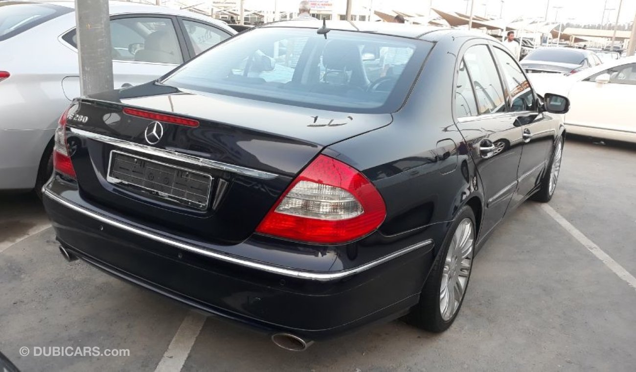 Mercedes-Benz E 280 2009 Full options panoramic roof gulf specs