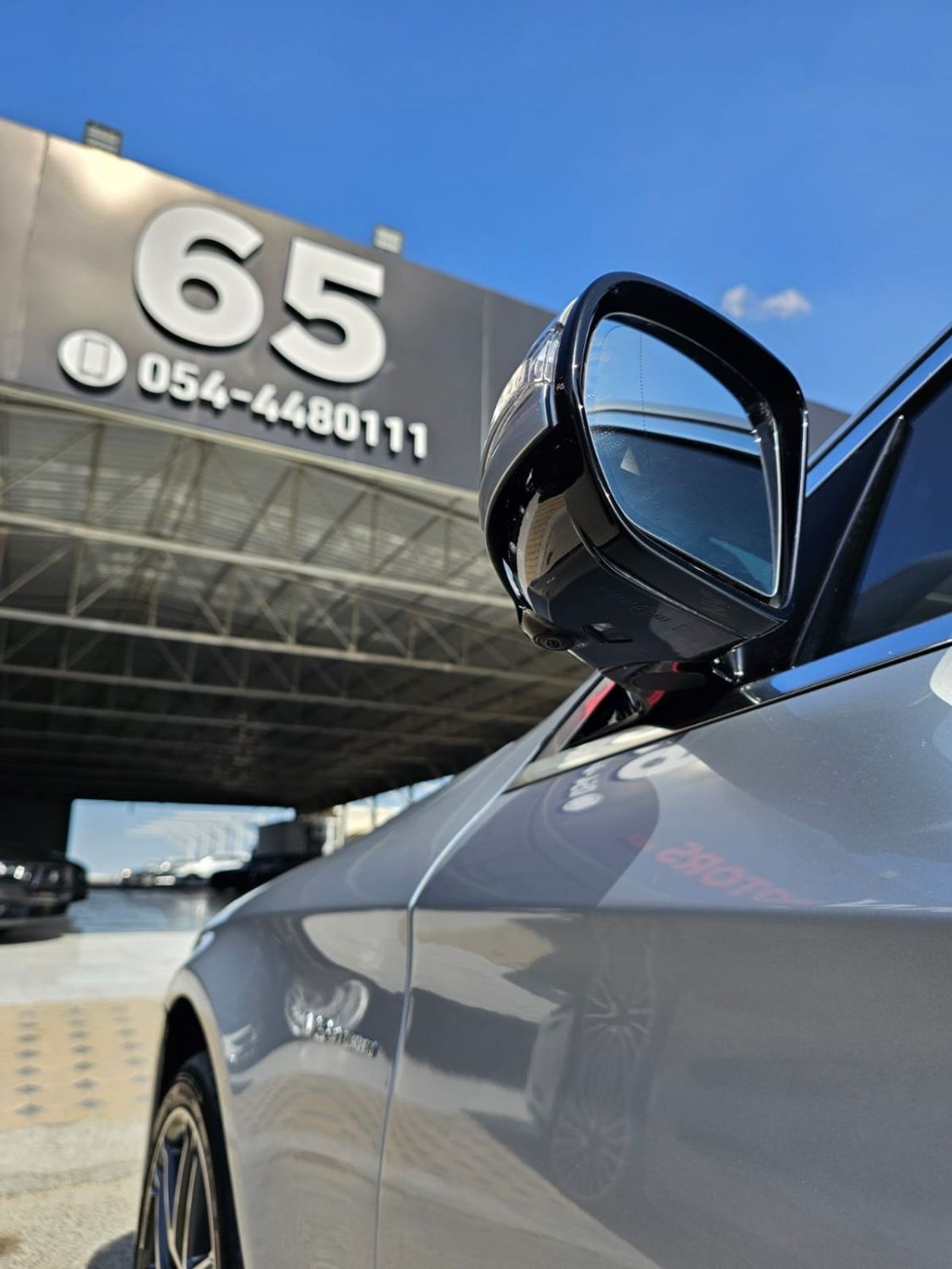 Mercedes-Benz S 560 Std 4.0L (463 HP)