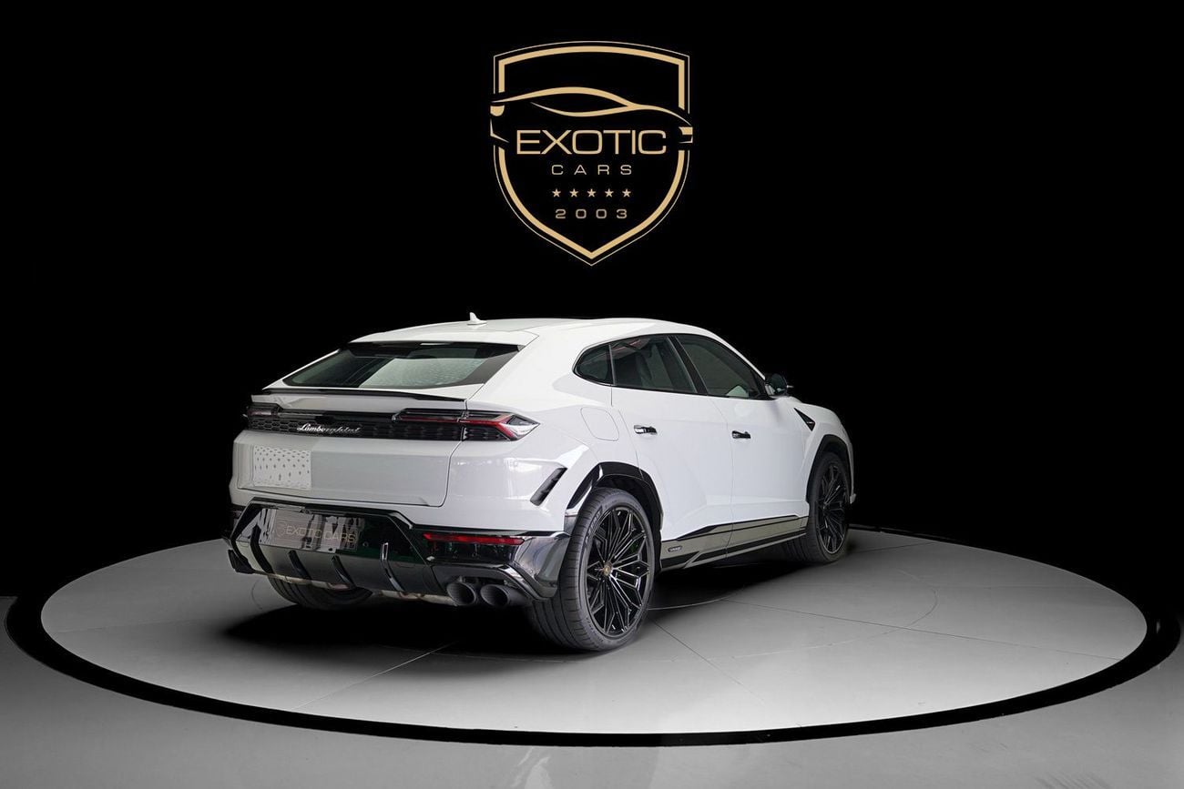 لامبورغيني اوروس STD SE 4.0T V8