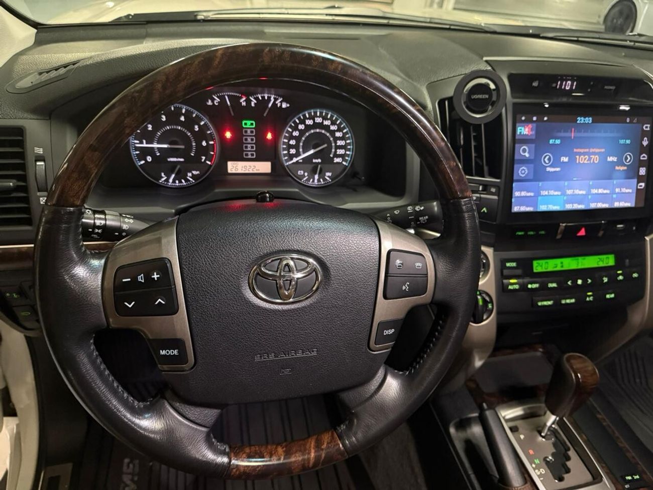 Toyota Land Cruiser GXR TOP