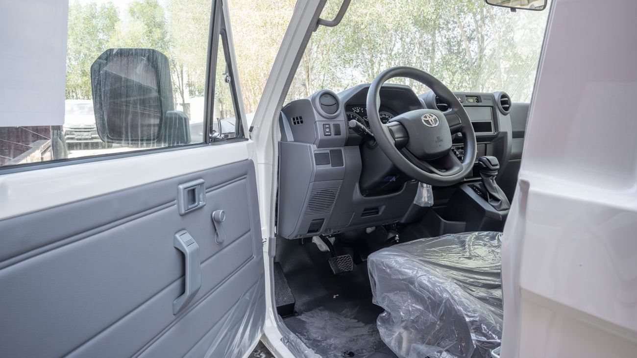 Toyota Land Cruiser 70 LC 78 HARDTOP 4.0L MT TOYOTA LANDCRUISER78 HARDTOP 4.0 AT -2026YM