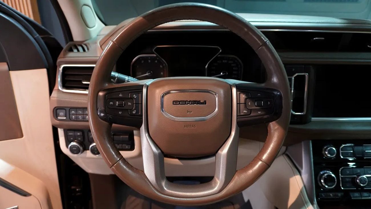 جي أم سي يوكون Denali 6.2L Denali | GCC | 7seaters