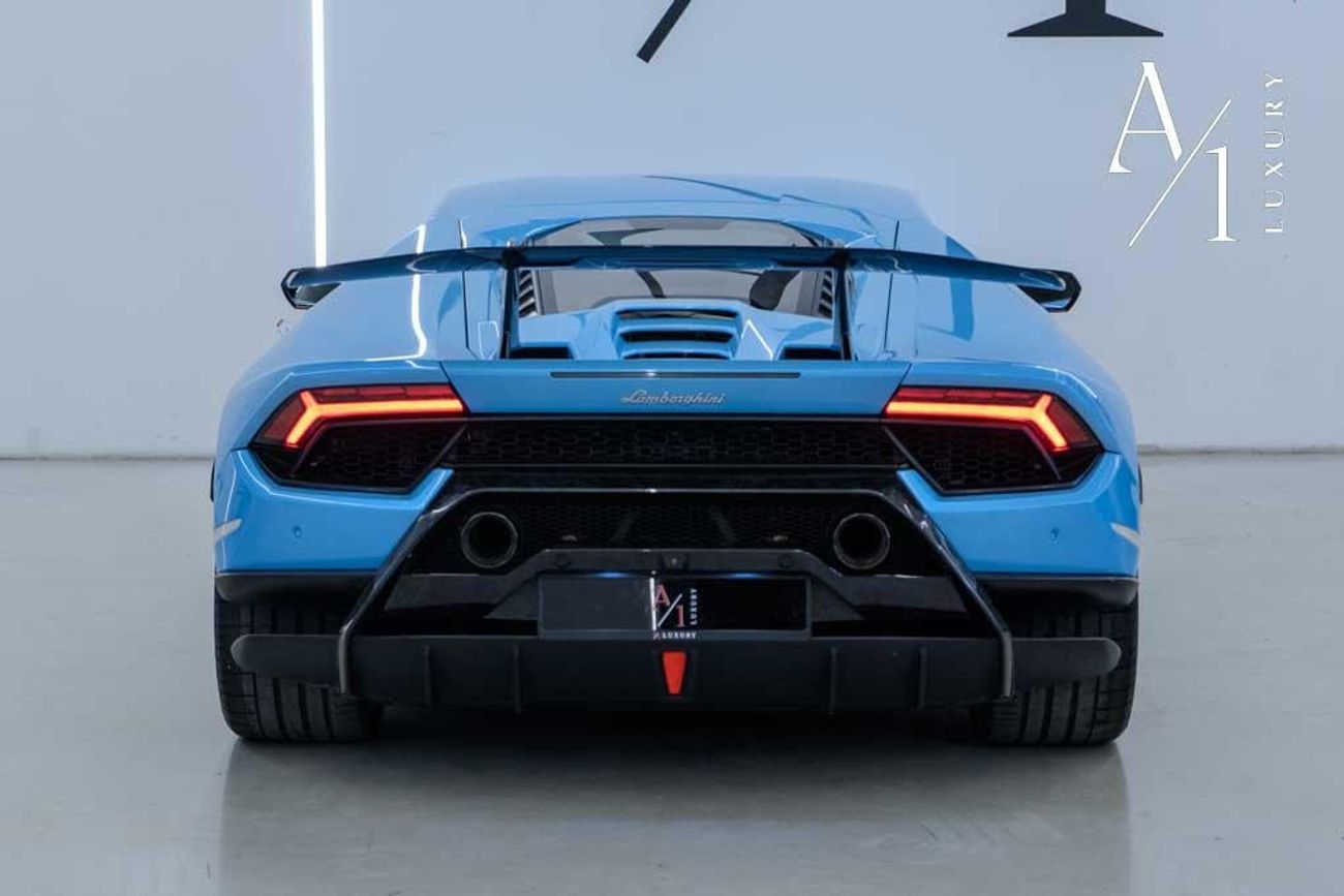 Lamborghini Huracan Performante 5.2L 2018 Lamborghini Huracan Performante, Warranty, Service History, Low Kms, GCC