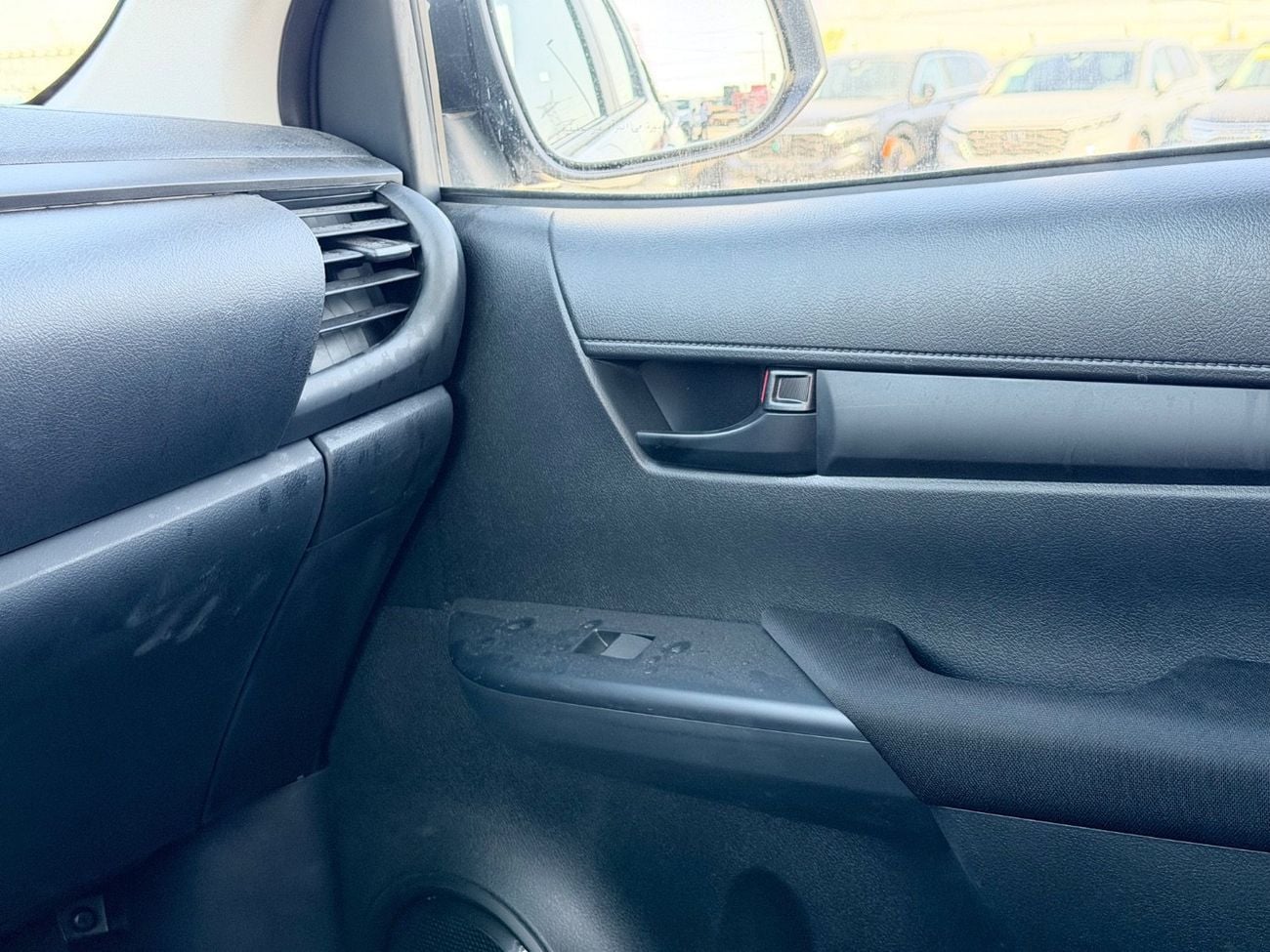 تويوتا هيلوكس GL 2 2.4L AWD