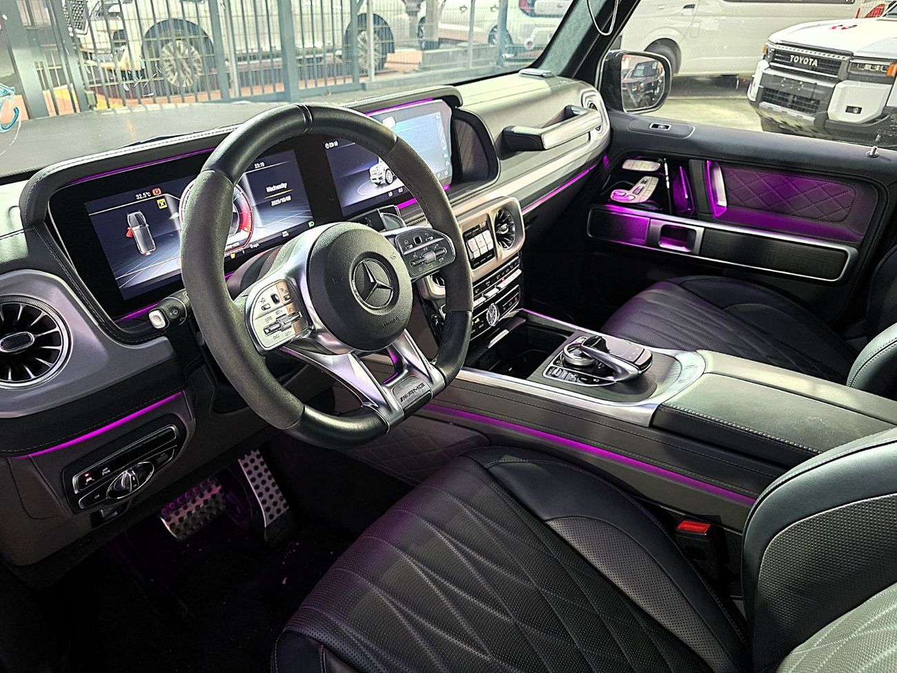 مرسيدس بنز G 63 AMG Used Mercedes AMG G63  4.0L V8 BiTurbo Full Option Mut Brown  Color 2021 Model