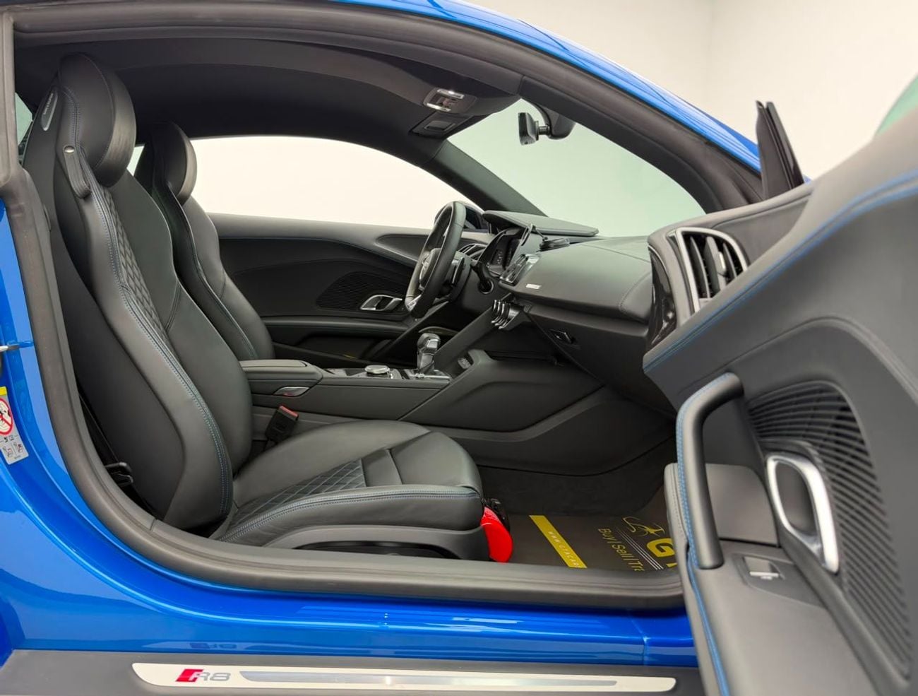أودي R8 V10