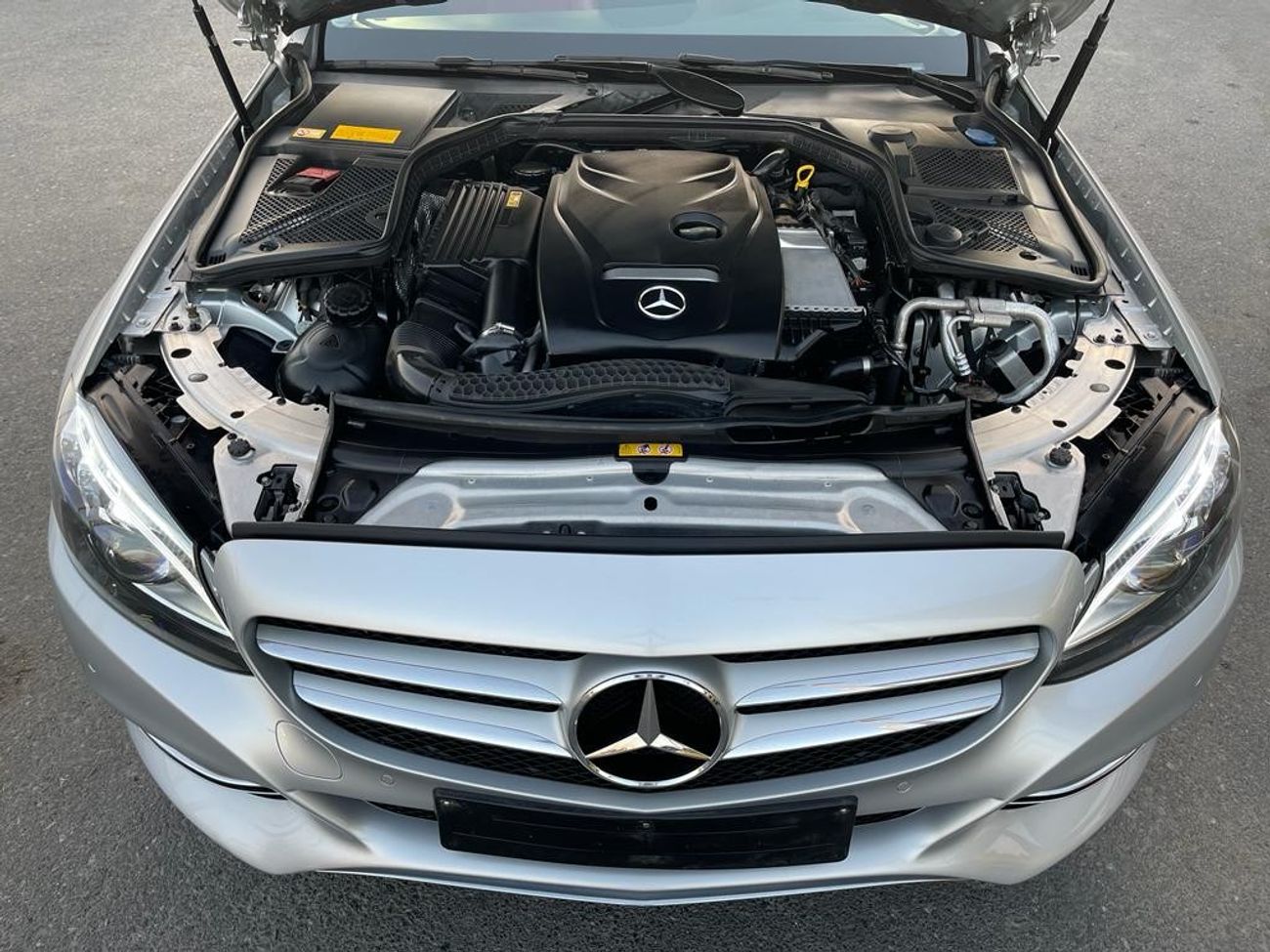 مرسيدس بنز C 200 AMG باك