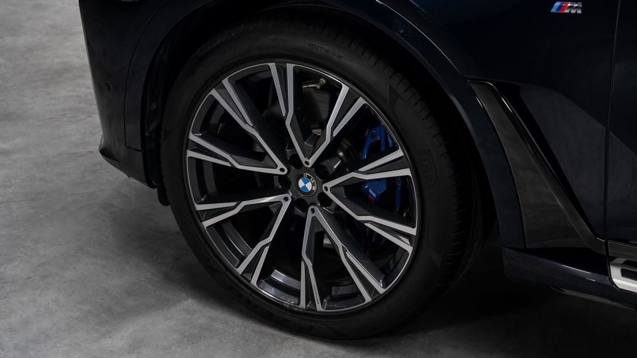 BMW X7 XDrive50i - 2019 - GCC Specs