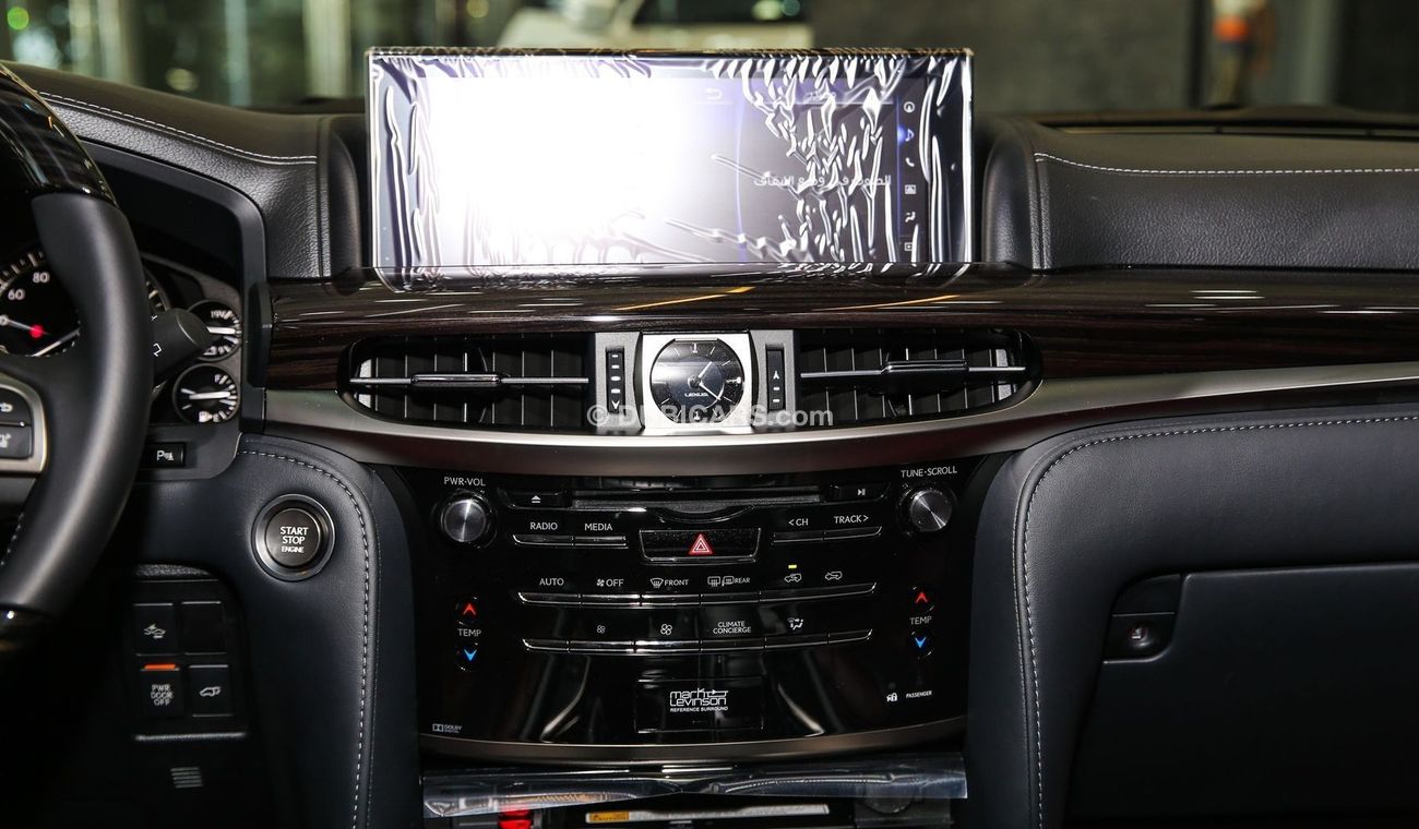 Lexus LX 570 Black Edition S