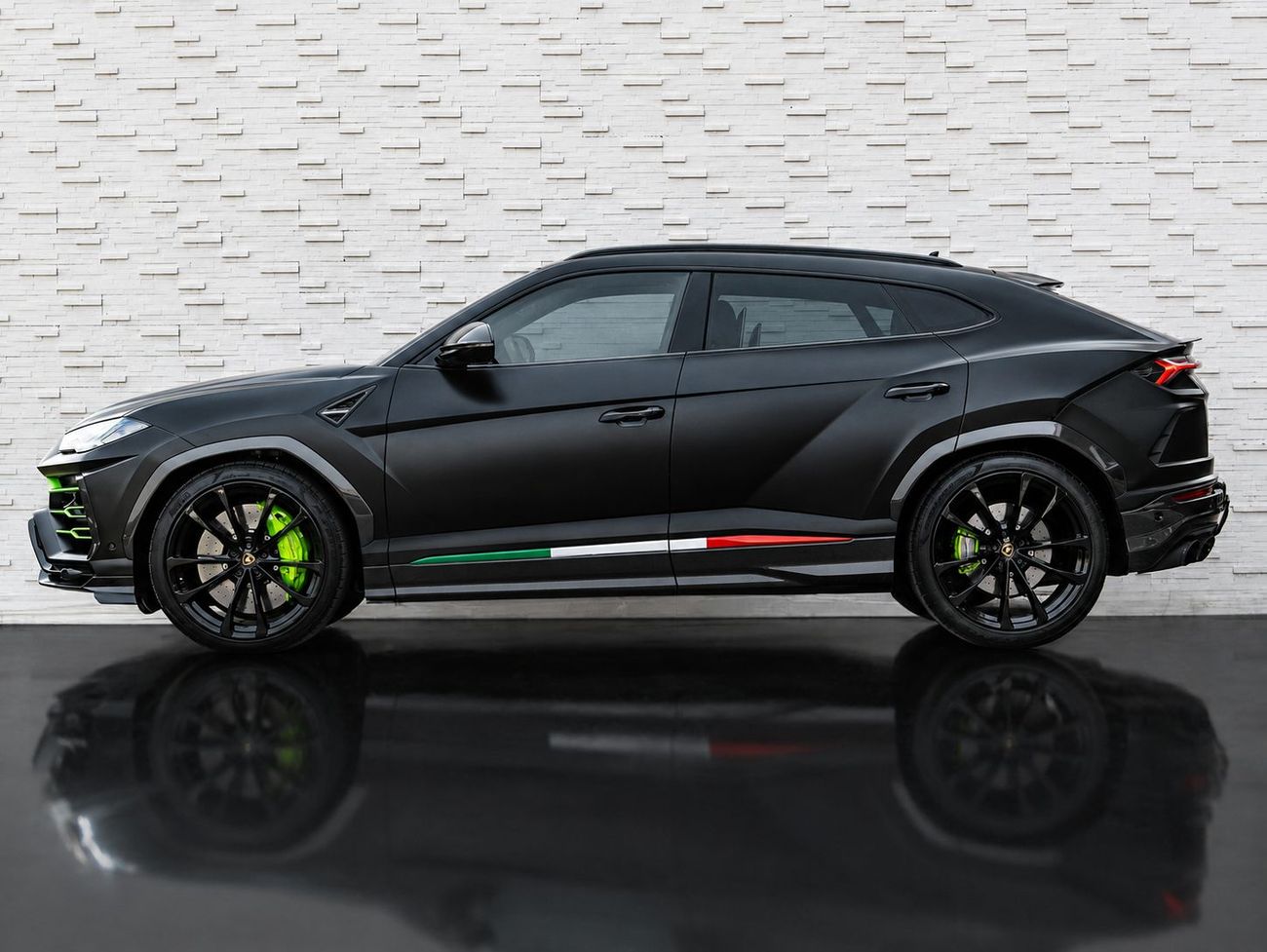 Lamborghini Urus STD